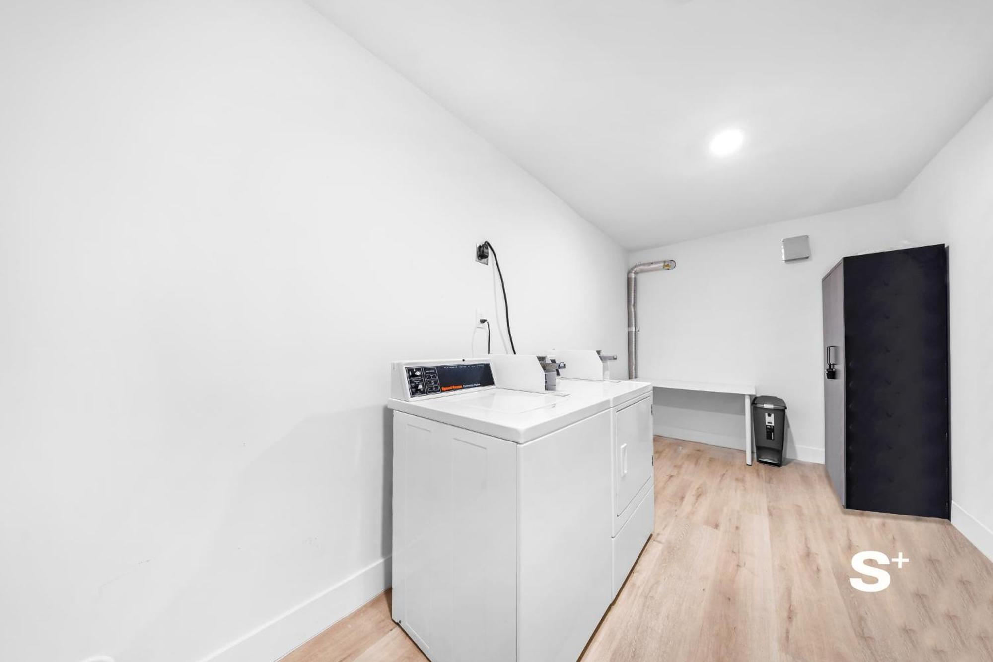 Modern Retreat In The Heart Of